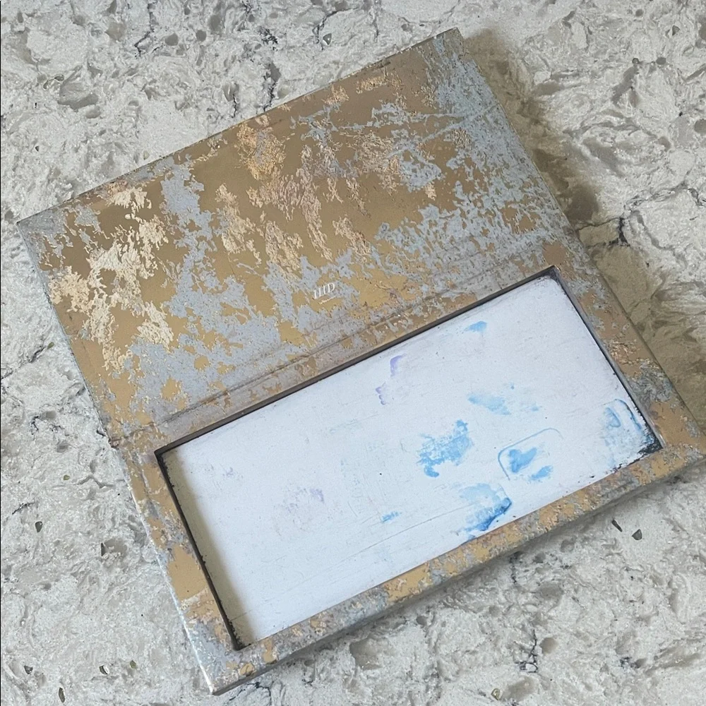 Marbled Seint Makeup Palette - Picture 3 of 4